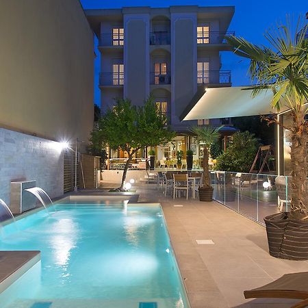 Hotel Olimpia بيلاريا-إيجيا مارينا المظهر الخارجي الصورة