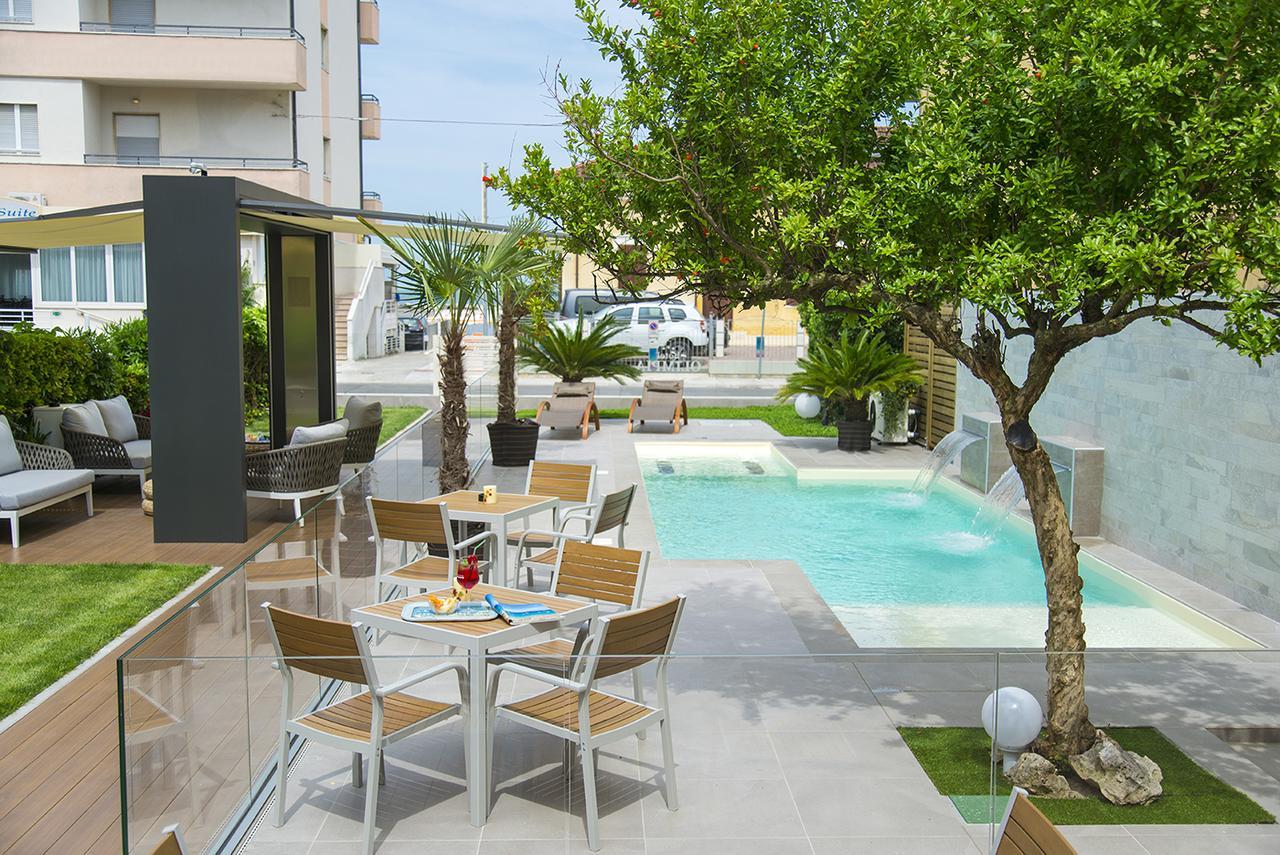 Hotel Olimpia بيلاريا-إيجيا مارينا المظهر الخارجي الصورة